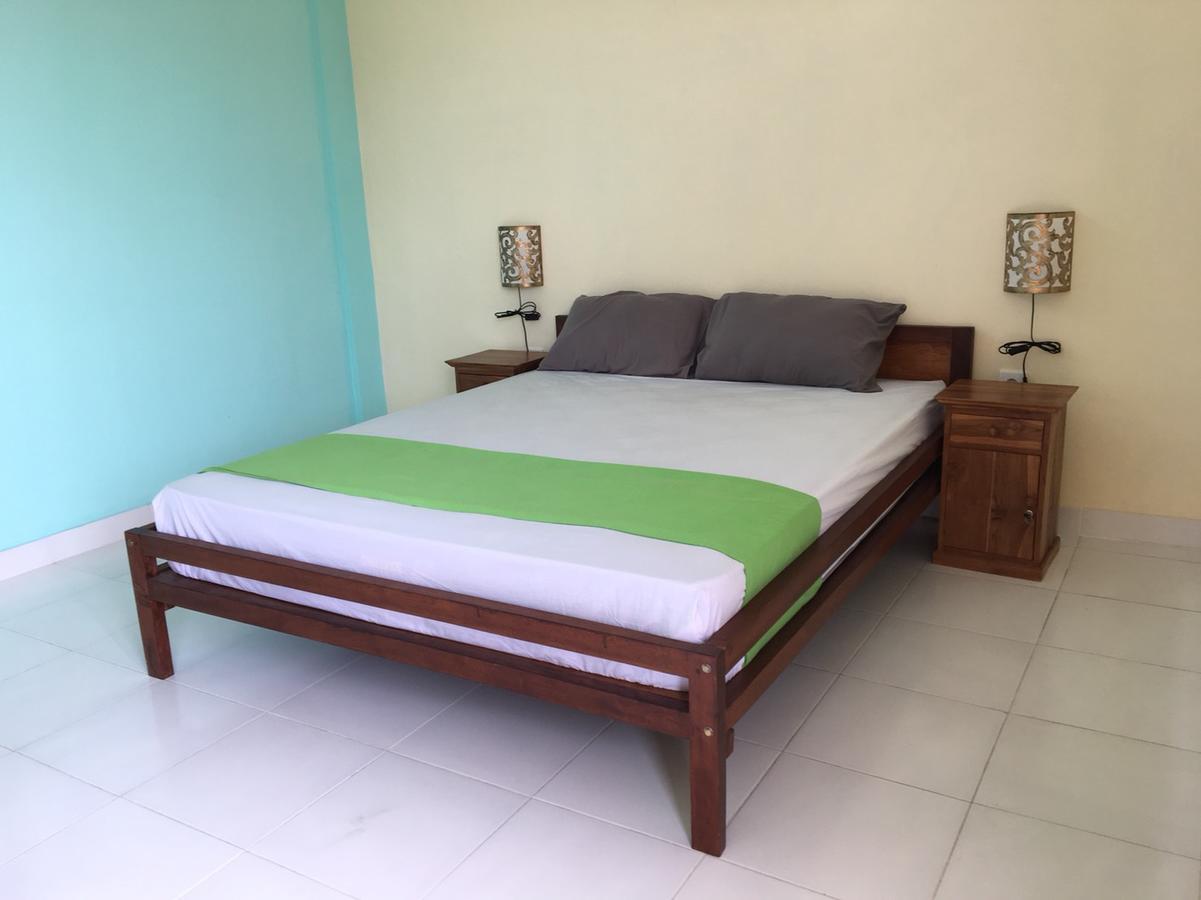 Repag Wayan Canggu Hostel Kuta  Ngoại thất bức ảnh